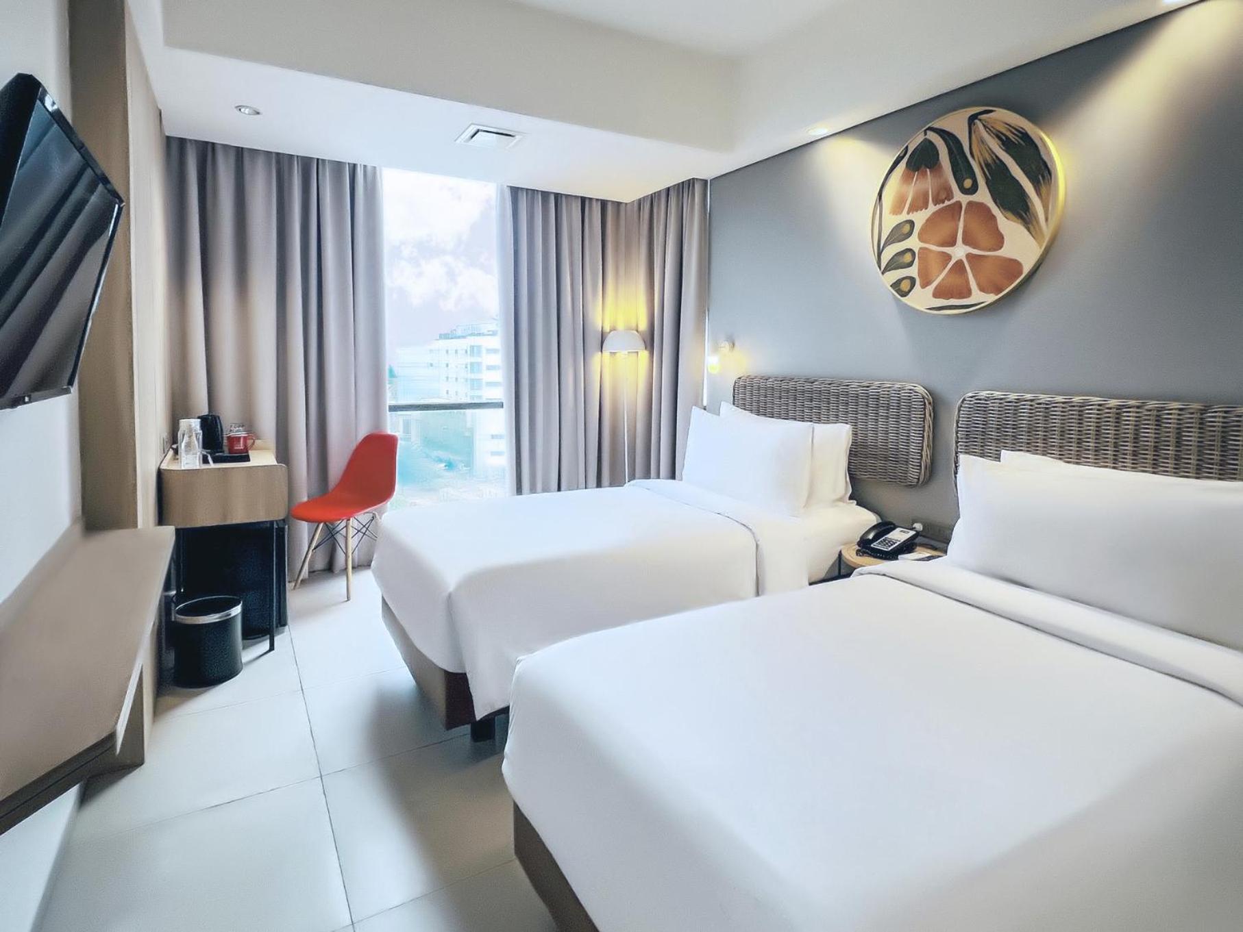 Neo Hotel Puri Indah Джакарта Екстериор снимка